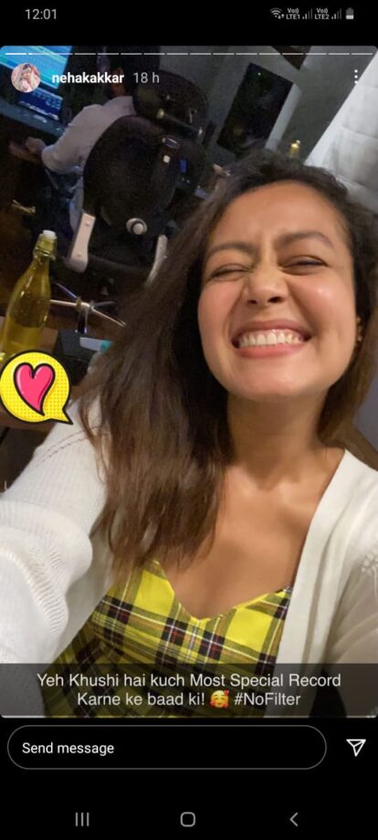 Happy Moment: Neha Kakkar unveils a big surprise for fans, netizens delighted 1