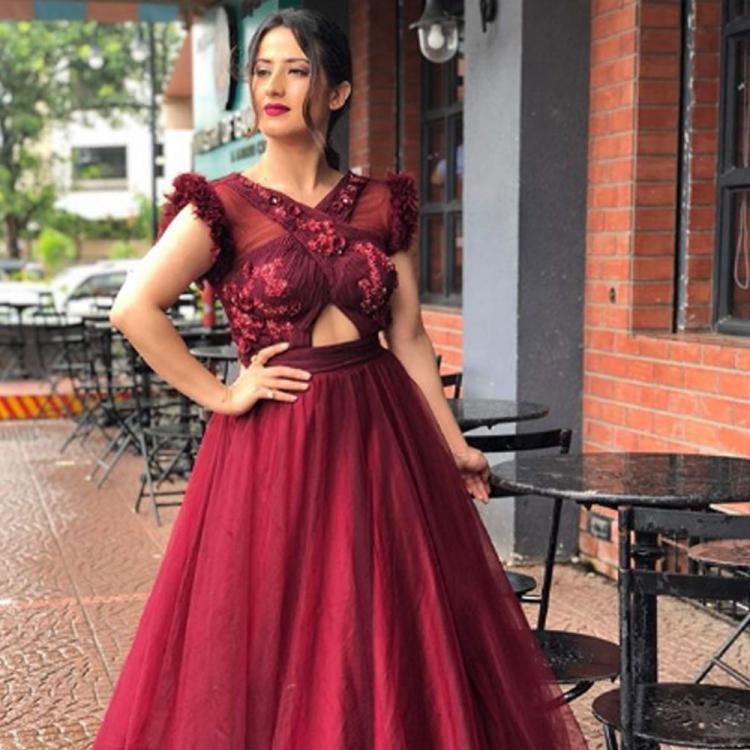 Helly Shah Or Aalisha Panwar: Which TV Diva Donned The Similar Red Outfit Look Better? - 0