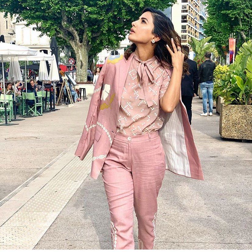 Hina Khan In Pink or Yellow Pantsuit: In Which Outfit Does She Look The Hottest? - 1