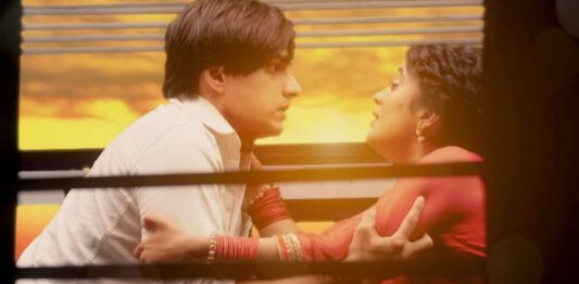 Hottest Onscreen Moments Of Kartik And Naira 3