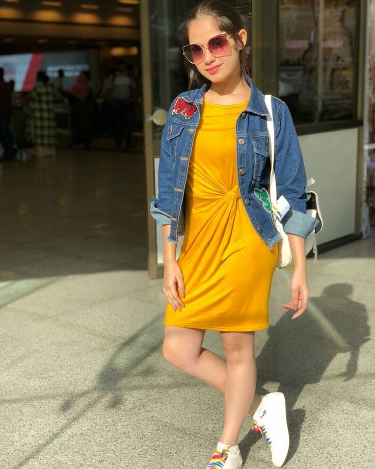 Jannat Zubair Has the Hottest Looks In Yellow & These Pictures Will Prove It To You - 1