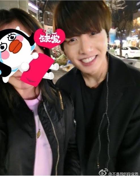 Jungkook and his unseen moments with fans - 1