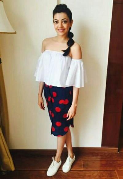 Kajal Aggarwal, Priyanka Chopra, Huma Qureshi: Hottest Off Shoulder Top Looks - 4