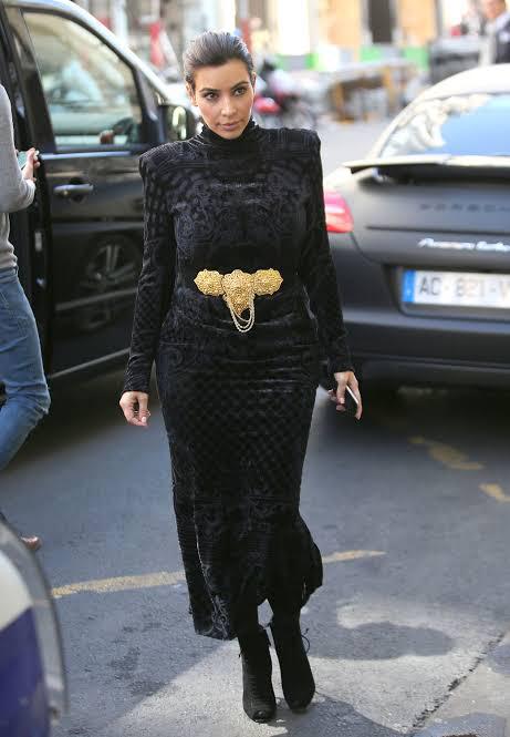 Kim Kardashian Hottest Balmain Outfits That Crushed The Internet - 5