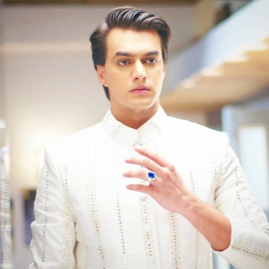 Mohsin Khan In Black Or White: Which Colour Outfits Suits Him The Most? - 0