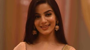 OMG! Brahmarakshas 2 actress Nikki Sharma does 108 Suryanamaskars every morning