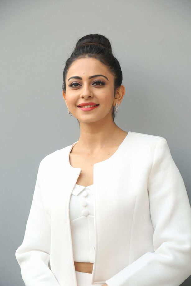 Rakul Preet Singh Gave Us Perfect White Skirt Look For Your Every Festive Season - 1