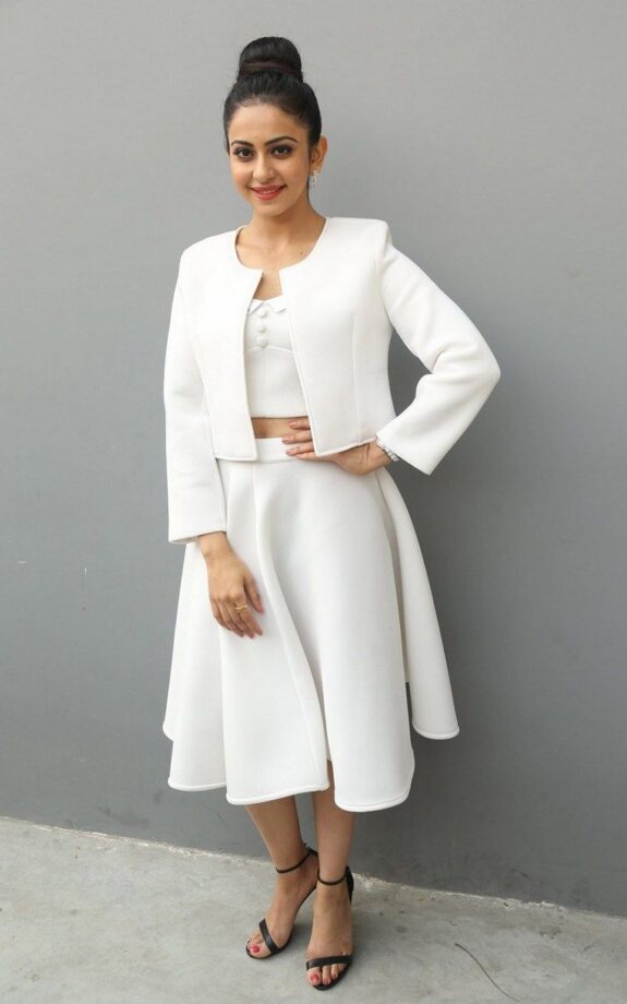 Rakul Preet Singh Gave Us Perfect White Skirt Look For Your Every Festive Season - 2