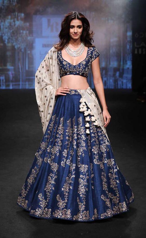 Sonakshi Sinha To Asin Thottumkal: 5 Divas Who Nailed The Lehenga Look - 2
