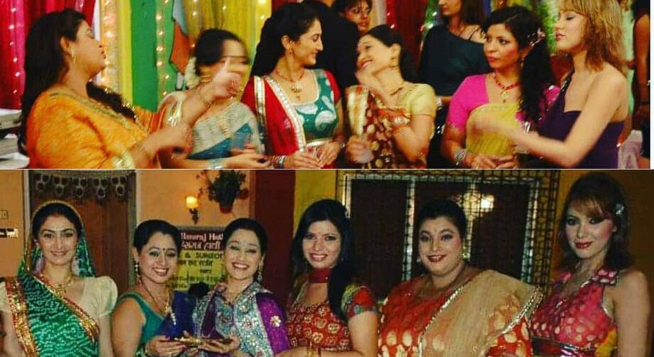 [Photos] Taarak Divas: When Dayaben, Babita, Komal Bhabhi, Anjali Bhabhi, & Roshan bhabhi looked super-hot in saree together 302748