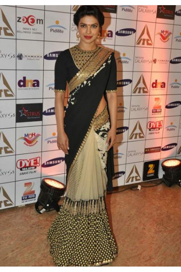 Take A Look A Priyanka Chopra’s Hottest Saree Wardrobe Perfect For Any Function - 0