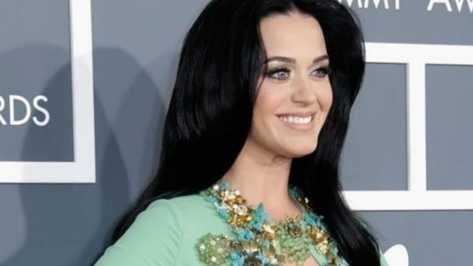 Throwback: Time When Katty Perry Looked Too Hot To Handle In Green Outfit 293181