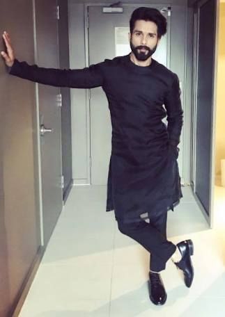 Shahid Kapoor, Hrithik Roshan, Ayushmann Khurrana: Which Hot Actor Has The Best Kurta Look? - 2