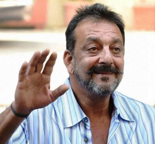 5 Times When Sanjay Dutt Won Our Hearts By His Work - 1