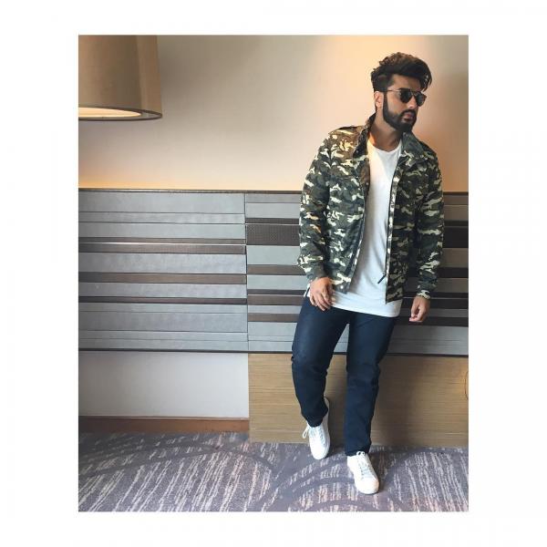 Actor Arjun Kapoor’s Top Looks In Classy Outfits With Jacket - 7