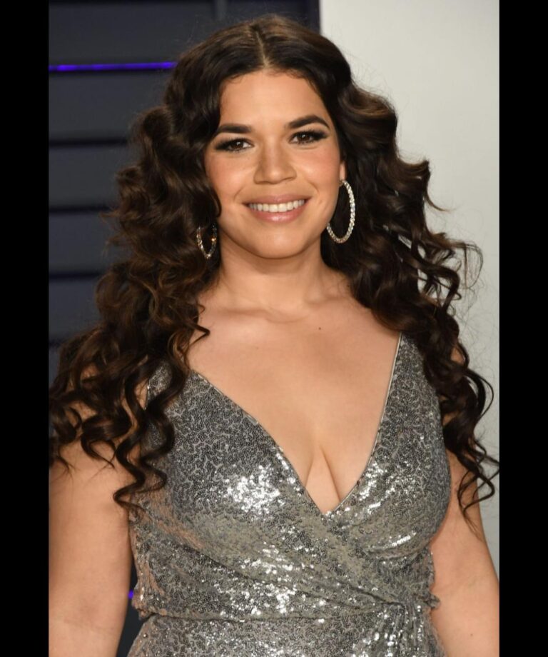 America Ferrera’s Top 5 Best Looks Of All Times - 4