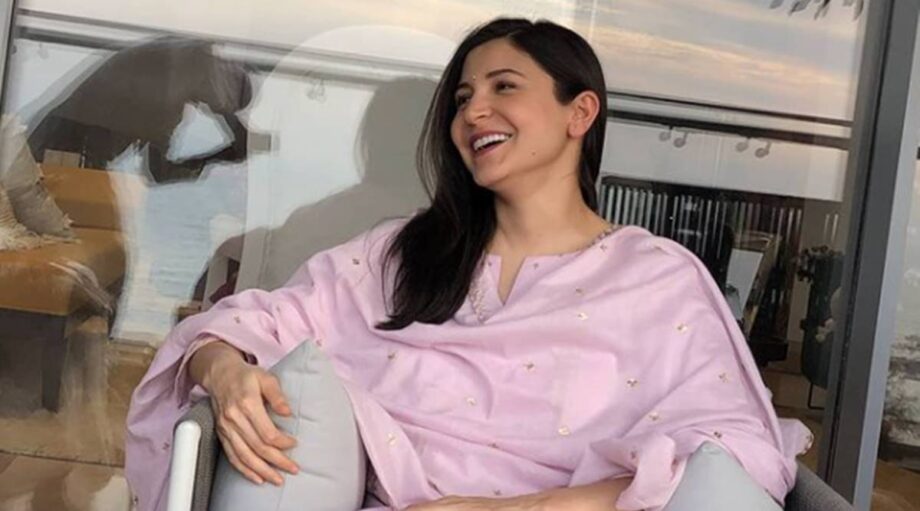 Stay Alert As You Take A Look At The Gorgeous Smile Of Anushka Sharma: See Pics - 0