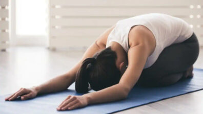 3 Asanas That Will Help You Relieve Anxiety & Pressure Before Any Big Day