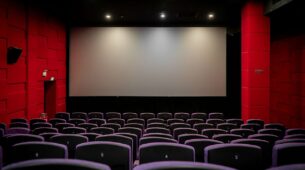 Movie Theaters Stare At Empty Seats
