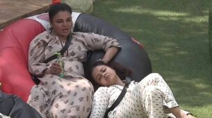 Bigg Boss 14: Rakhi Sawant gets emotional