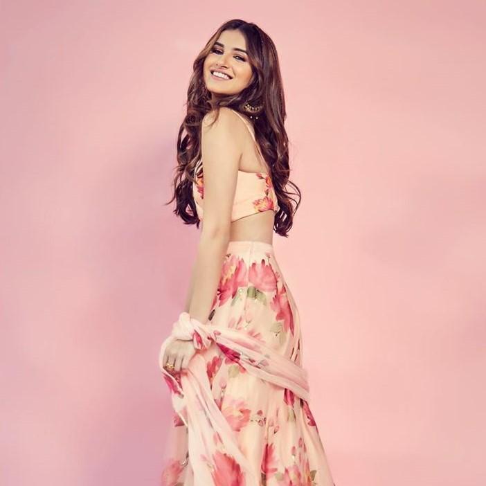 Bollywood Diva: Tara Sutaria’s Glamorous Looks In Floral Outfits - 2