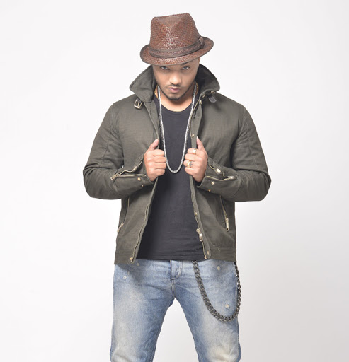 Bollywood Rapper Raftaar: Top 5 Super Classy Looks In Jacket - 0