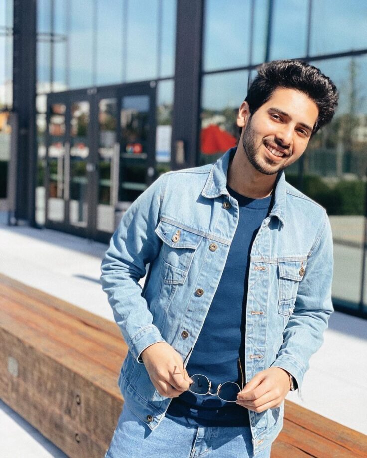 Bollywood Singer Armaan Malik Rocks In His Dashing Jackets - 2