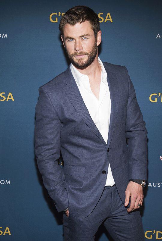 Chris Hemsworth Or Zac Efron: Who Is Hotter In Blazer? Vote Now - 2