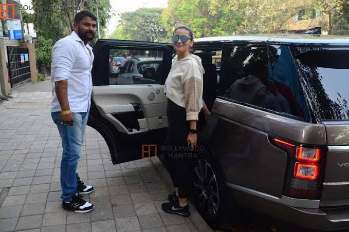 Deepika Padukone, Anushka Sharma, Alia Bhatt: Lavish car collection - 5