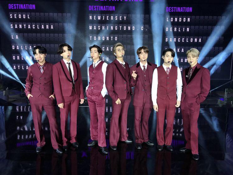 EXO Or BTS: Which Kpop Group Has The Attractive Style In Pantsuits? - 2