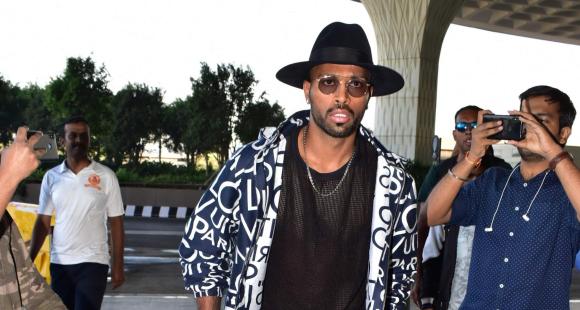 Visit The Airport In Swag With Hardik Pandya: Best Airport Outfits To Bookmark For - 10