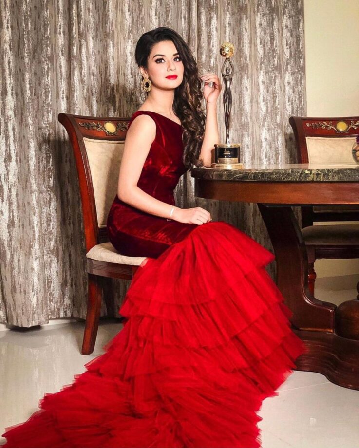 Jannat Zubair, Anushka Sen, Avneet Kaur, Ashnoor Kaur: Who Looks Super Glamourous In Gown? - 1