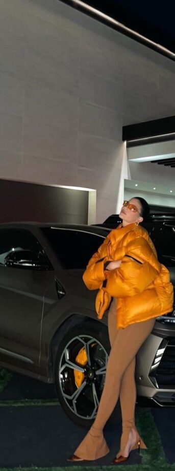 Kylie Jenner or Billie Eilish: Who pulled a big puffy jacket looks better? - 1