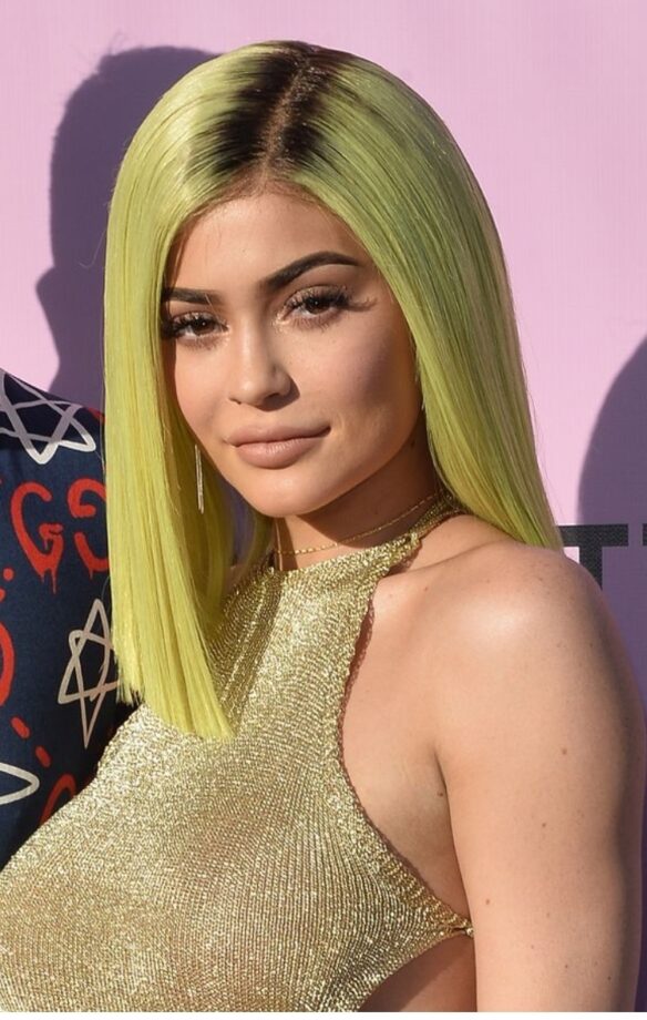 Kylie Jenner Or Kim Kardashian: Who Rocked Bold Neon Hair Perfectly? - 0