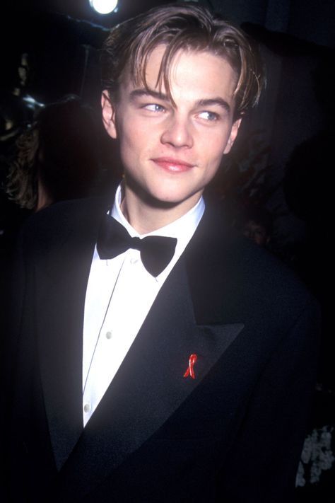 A Virtual Tour Into Rare & Unseen Young Photos Of Timeless Handsome Leonardo DiCaprio - 4