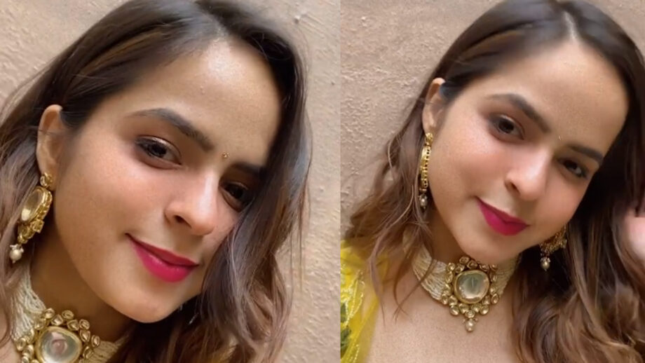 [Love in Air] Taarak Mehta Ka Ooltah Chashmah's Palak Sindhwani aka Sonu melts internet with her style & swag, fans love it