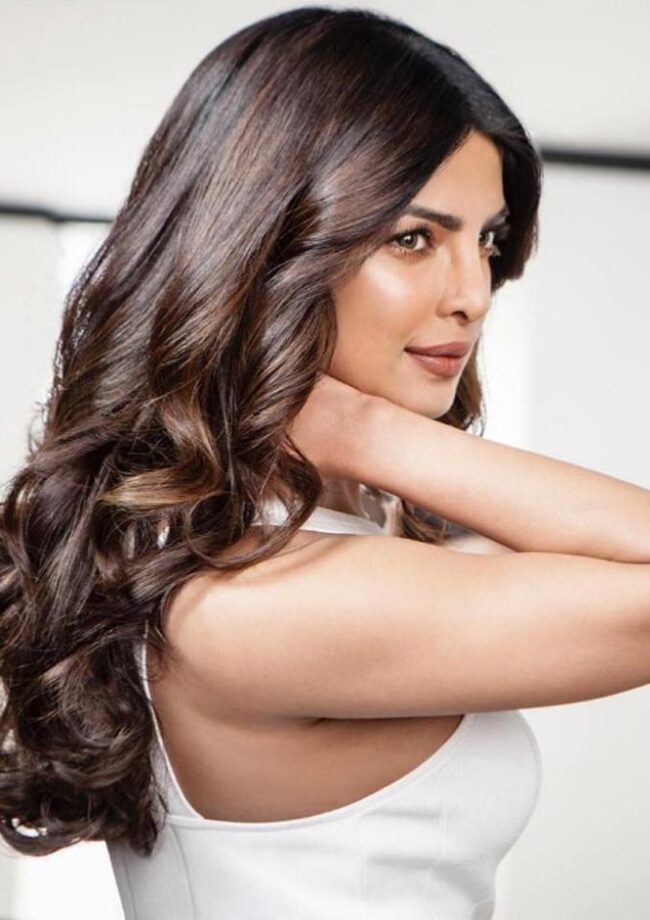 Priyanka Chopra To Kriti Sanon: Top 5 Stylish Hairstyles Of Bollywood Actresses - 0