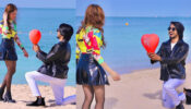 Romantic Moment: Mr. Faisu goes down on his knees at the beach, proposes Jannat Zubair Rahmani with a heart-shaped balloon