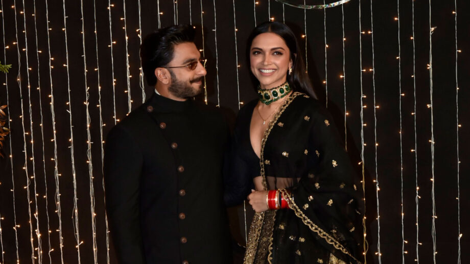 Saif Ali Khan & Kareena Kapoor To Shahid Kapoor & Mira Kapoor: 5 Times When Bollywood Stars Colour Coordinated Their Outfits - 3