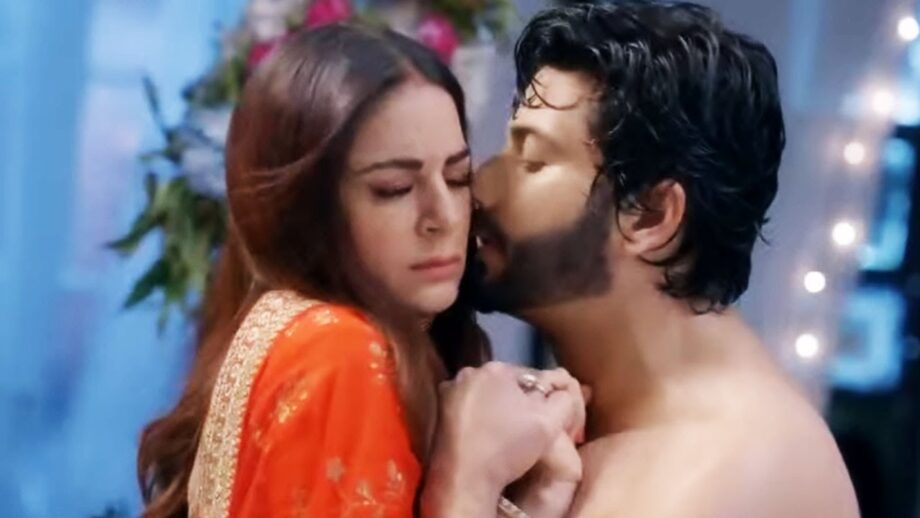 How To Express Love For Your Partner? Learn From Kundali Bhagya’s Dheeraj Dhoopar And Shraddha Arya - 1