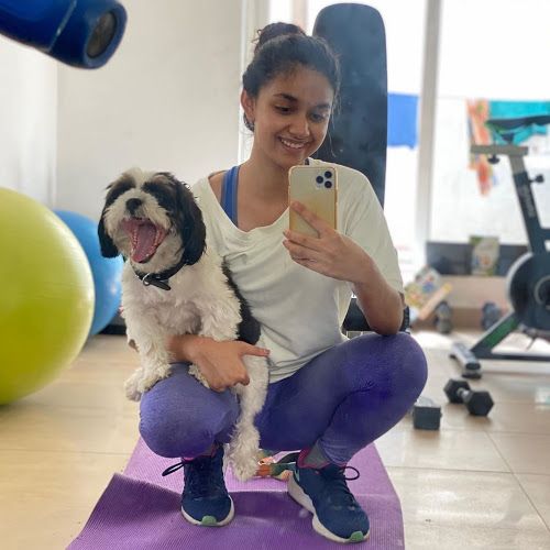 Shruti Hassan, Samantha Akkineni, Keerthy Suresh, Amala Paul: South Divas Who Look More Stylish In Gym Outfits? - 3