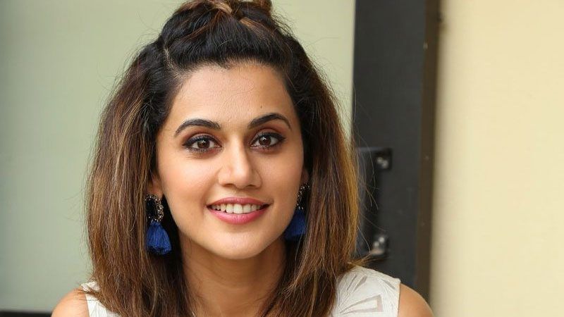 Taapsee Pannu To Janhvi Kapoor: Bold Looks In Nude Lipstick Shades - 0