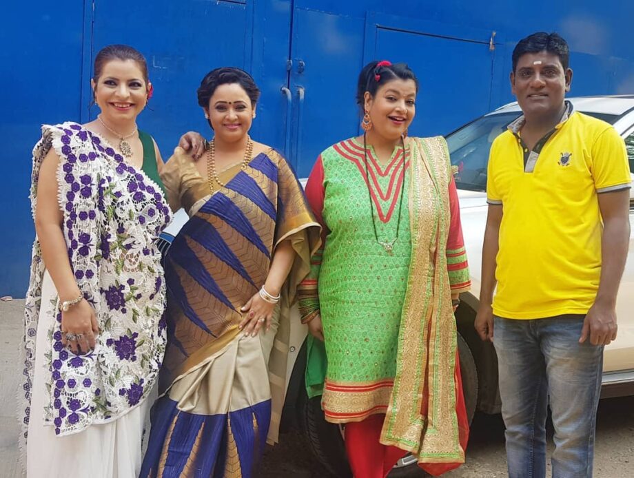 Taarak Mehta Ka Ooltah Chashmah’s Jennifer Mistry Bansiwal shares special photo with a star cast, is Disha Vakani back to shoot? - 2