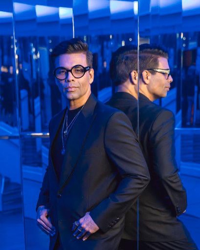 Take A Look At BFFs Karan Johar & Siddharth Malhotra's Top 5 Hottest Outfits 822265