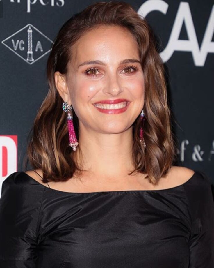 Top Actresses With Beautiful Statement Earrings: Natalie Portman To Zendaya - 0