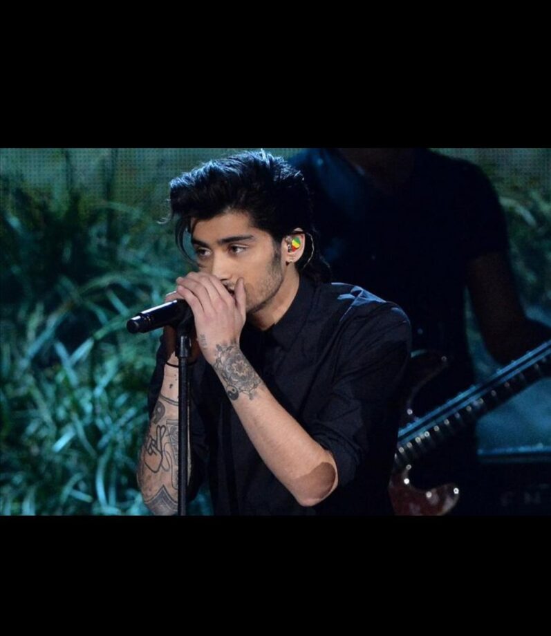 We Just Can’t Get Enough Of Zayn Malik’s Voice, His Songs Always Leave Us In Wonder - 0