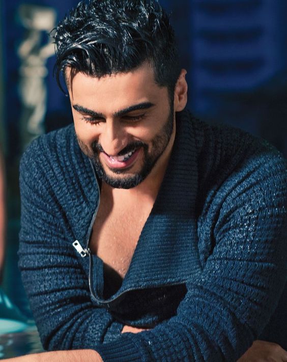 HT City | Arjun Kapoor steps in for a hair cut after four years! 🤩 @ arjunkapoor #arjunkapoor #bollywood | Instagram