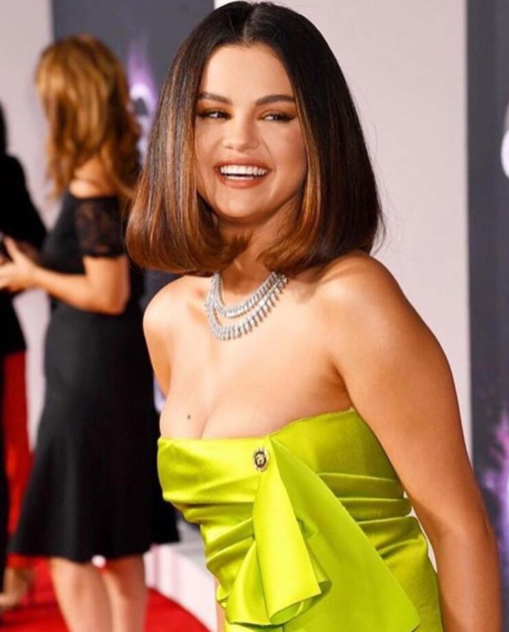 3 Best Jewellery Looks Of Beauty Selena Gomez - 1