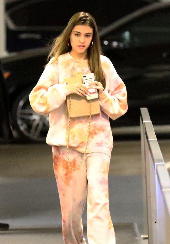 5 Hollywood Celebs Who Made Their Cool Fashion Statements In Trendy Tie-Dye Print Outfit, Have A Look - 2