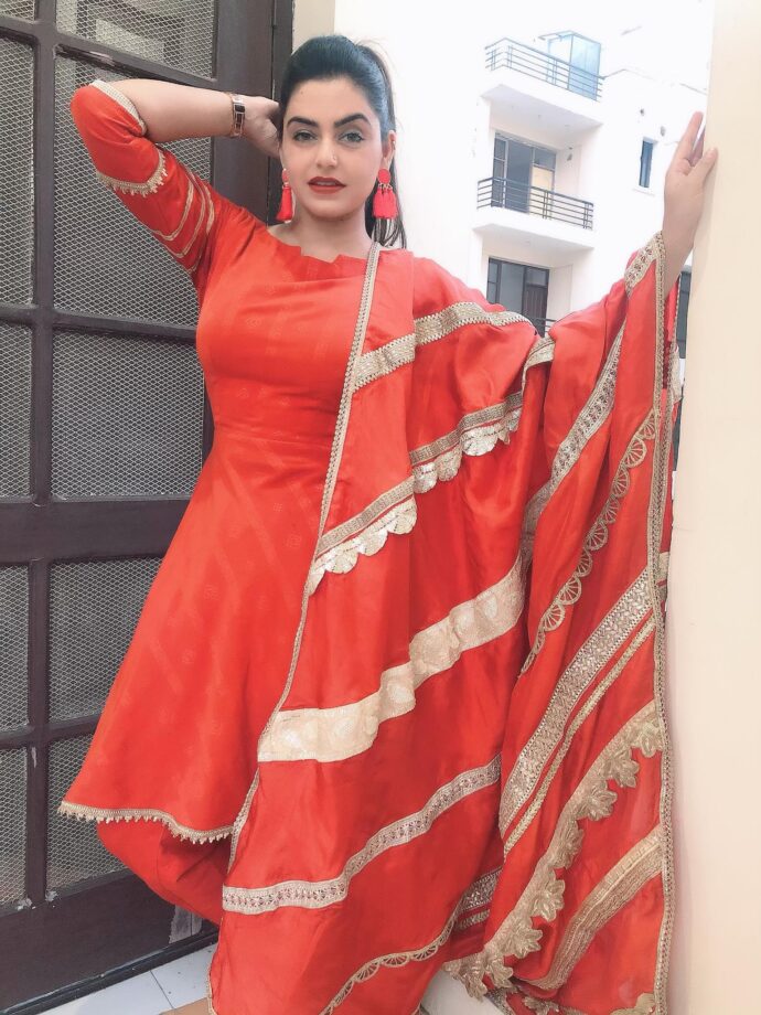 Kimi Verma, Jaspinder Cheema, Nisha Bano, Shiwani Saini: Who Gives Vibrant Vibes In Red?  - 1